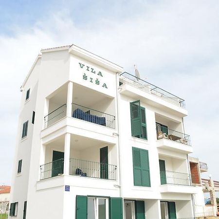 Beachfront Apartments Villa Sisa Primosten Exterior photo