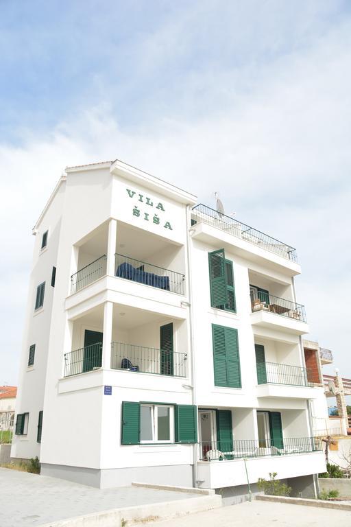 Beachfront Apartments Villa Sisa Primosten Exterior photo